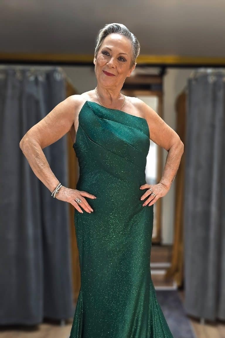 Eleganz durch klare Linien - Raffinesse durch Schlichtheit: Terani Couture eine Extraklasse.